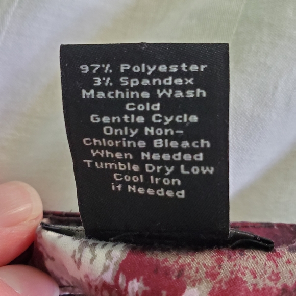 Ann Taylor Blouse Size 2 - Picture 8 of 9